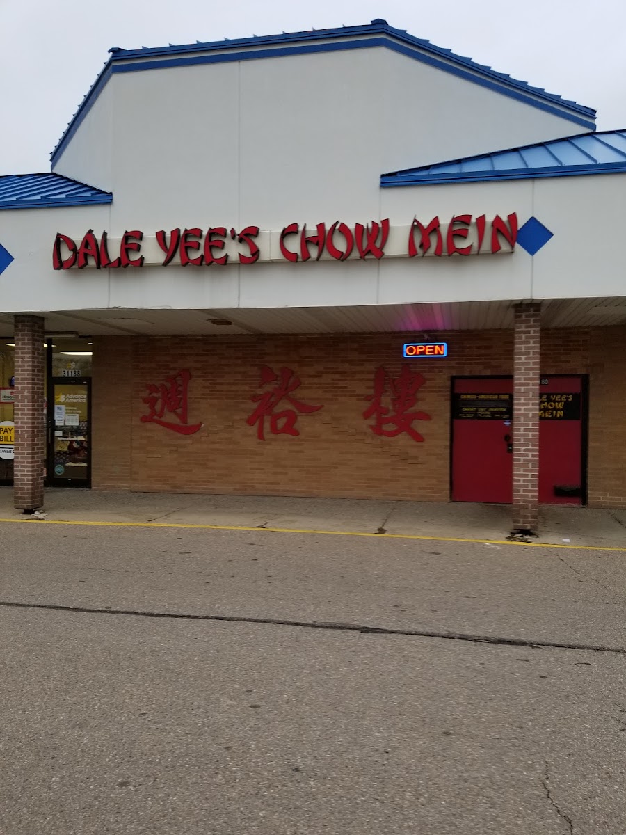 Dale Yee's Chow Mein